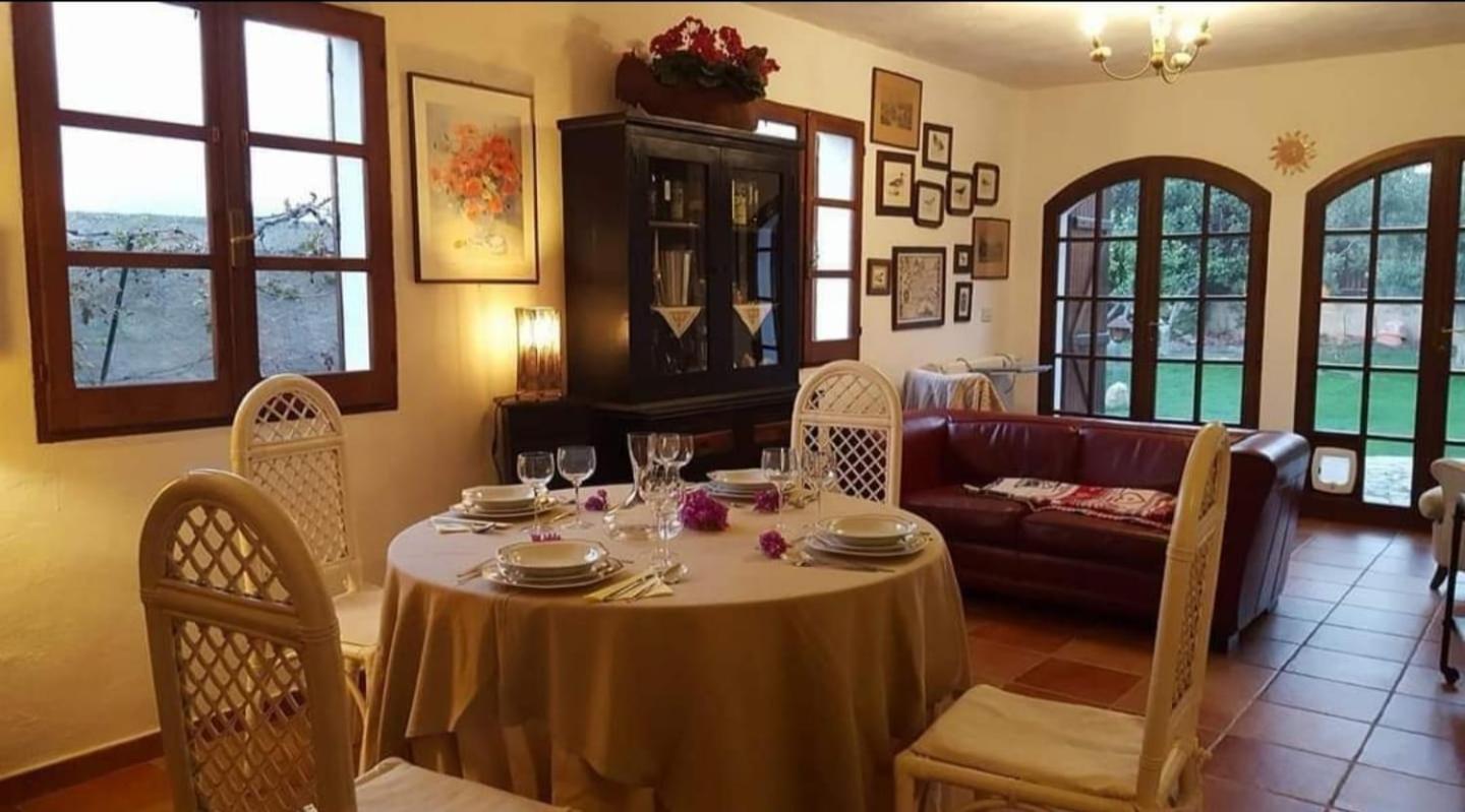 Il Giardino Di Frafa Apartment กวาร์ตู ซานเตเลนา ภายนอก รูปภาพ